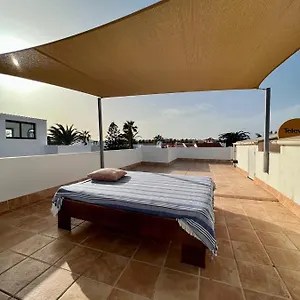 Hostel Pura Vida Surf Camp & School, La Oliva